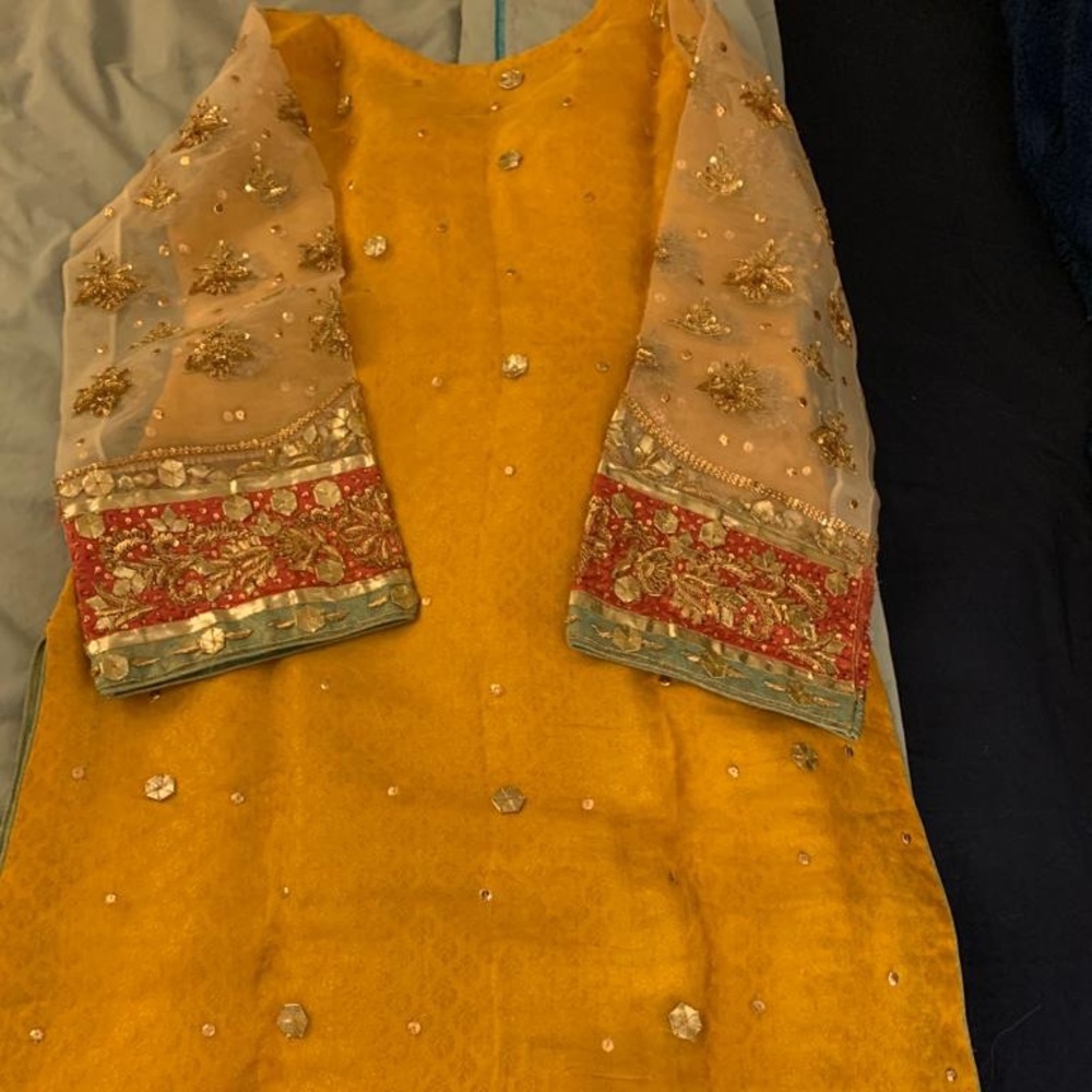 Indian/Pakistani 3 piece suit - Picture 5 of 10